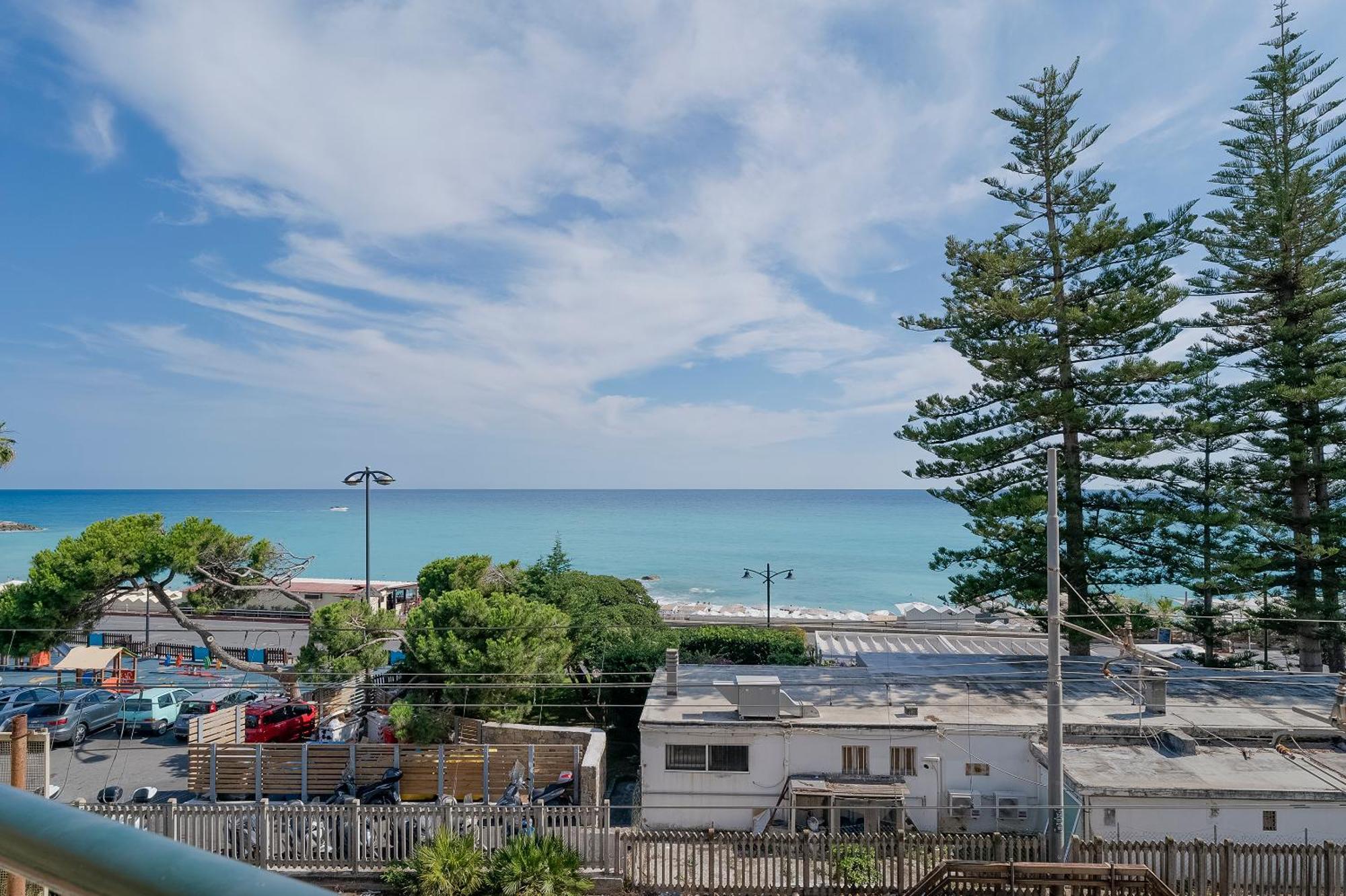Casa Fedra - Pet Friendly - Sea View Apartment Bordighera Bagian luar foto